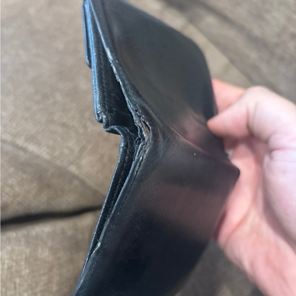 Louis Vuitton Black Leather Wallet - Picture 5 of 7